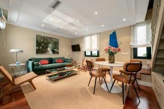 Location Appartement  N/a. Calle de melchor fernández almagro, madrid