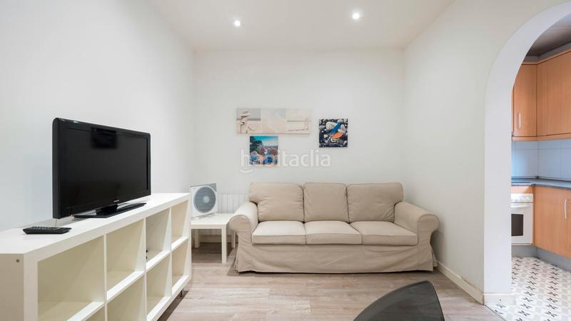 Foto 0185df95-bd6a-4976-84e9-80c9a051a767. Rent flat with heating in Poblenou Barcelona
