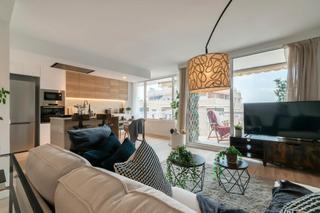 Location Appartement  N/a. Gran via de carles iii, barcelona