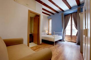 Alquiler Piso  N/a. Carrer nou de la rambla, barcelona