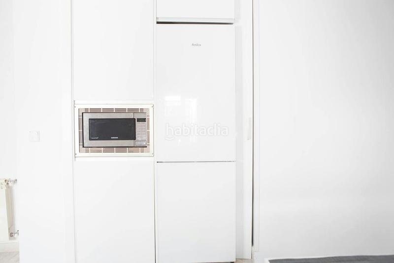 Foto f91db0b1-99db-42cd-9430-f407e1526b89. Rent flat with heating in Numancia Madrid