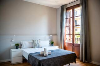 Lloguer Pis  N/a. Carrer de sants, barcelona
