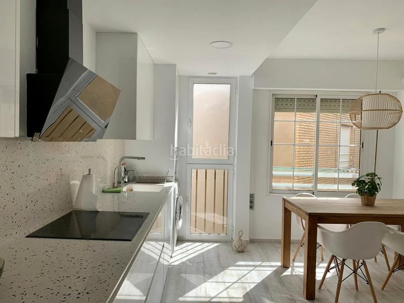 Foto 7d04f19f-b915-4cd2-aaa4-63aa0a99de4c. Location appartement dans La Petxina Valencia