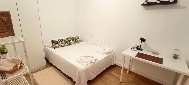 Foto 1986083f-c8b4-4852-91ee-12236024549d. Rent flat in Palos de Moguer Madrid