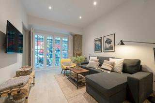 Location Appartement  N/a. Calle de andrés borrego, madrid