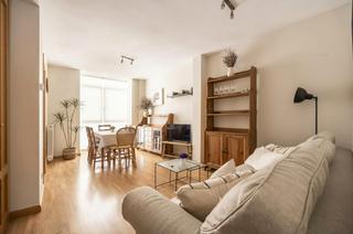 Miete Etagenwohnung  N/a. Calle de mantuano, madrid