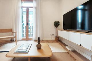 Location Appartement  N/a. Carrer daragó, barcelona