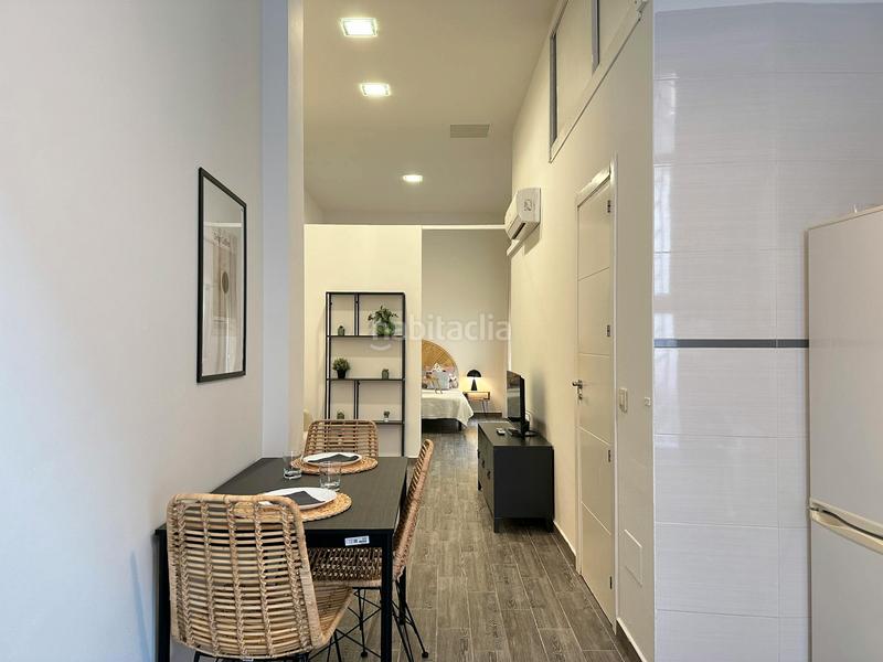 Foto cbbc4f6e-e4e7-41a8-8716-11403cfcb450. Miete etagenwohnung mit heizung in Vista Alegre Madrid