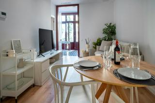 Location Appartement  N/a. Carrer daribau, barcelona