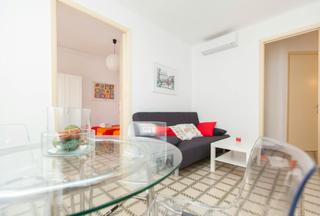 Miete Etagenwohnung  N/a. Carrer de vallhonrat, barcelona