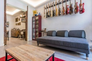 Rent Flat  N/a. Calle de atocha, madrid