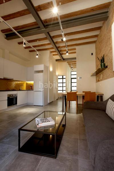 Foto b833ae69-9cca-4b64-a405-7e844db0f3df. Miete etagenwohnung mit heizung in Poblenou Barcelona