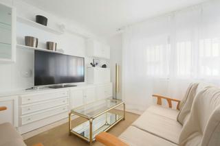 Location Appartement  N/a. Calle del padre rubio, madrid