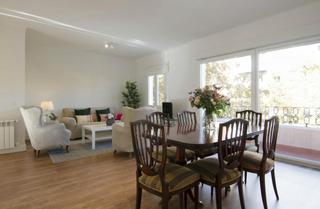 Location Appartement  N/a. Calle de fortunata y jacinta, madrid
