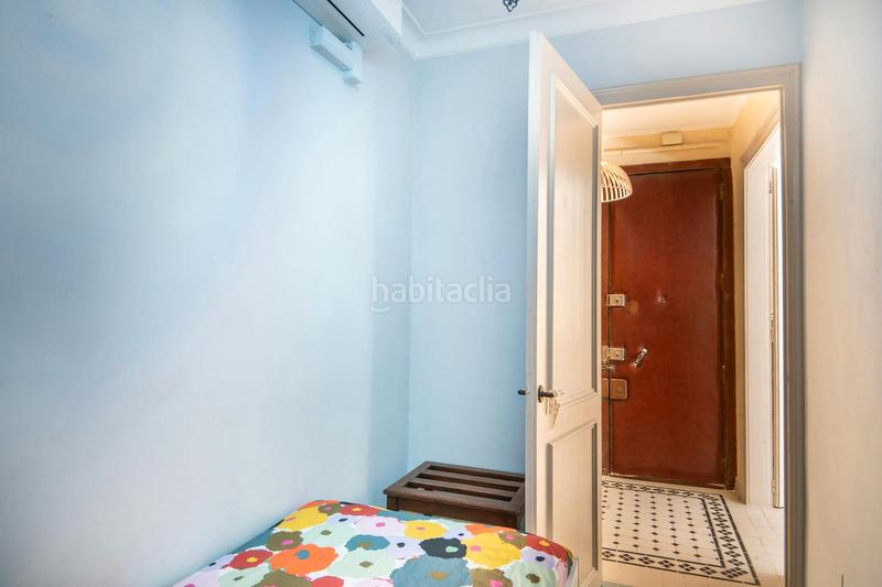Foto 5c47bfb8-863b-4da1-b74f-c8c6a2ce3c81. Alquiler piso carrer de balboa, en Barceloneta Barcelona