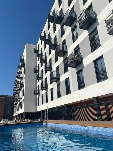 Foto a1dd81ea-64bc-4483-98f1-22e2209499e6. Lloguer edifici a Las Tablas Madrid