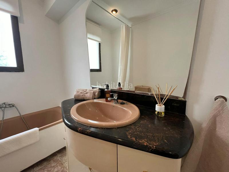 Foto 9de25914-d467-4e92-911e-6f4706efd409. Alquiler piso avinguda de la malvarosa, en Malva Rosa Valencia