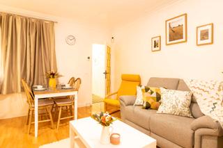 Alquiler Piso  N/a. Carrer del montseny, lhospitalet de llobregat