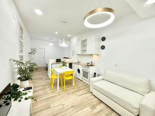 Rent Flat  N/a. Calle de mejorana, madrid