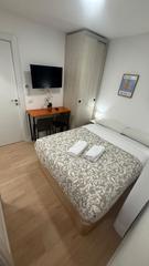 Alquiler Piso  N/a. Calle de godella, madrid