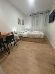 Alquiler Piso  N/a. Calle de godella, madrid