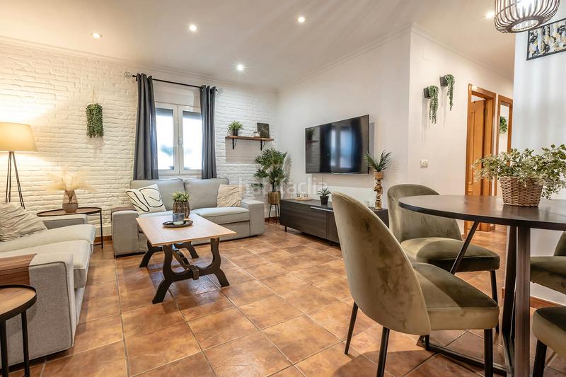 Foto c63294ee-4bf1-4256-bf08-c3c0ac040df5. Rent flat with heating parking in Torrefiel Valencia