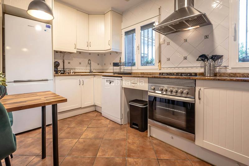 Foto e94403d4-bf7e-4fce-9901-70177dfa0b26. Rent flat with heating parking in Torrefiel Valencia