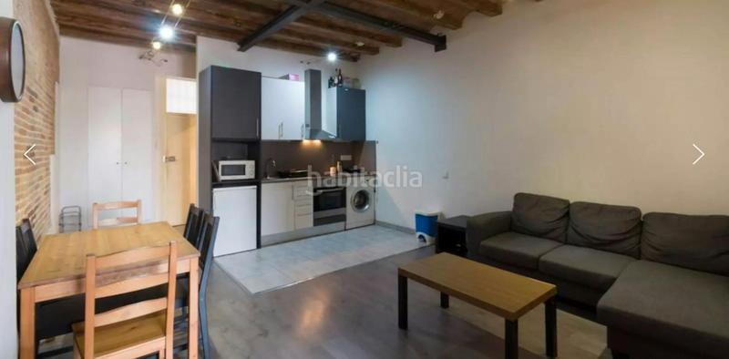 Foto d8cc0337-2d7a-4423-a2f5-e88144ffac67. Alquiler piso carrer de laurora, en Raval Barcelona