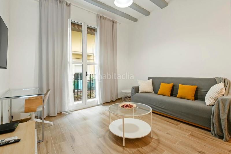 Foto 0abc935d-5c34-4510-8b0a-f5bd5a99afb7. Affitto appartamento con riscaldamento in Raval Barcelona