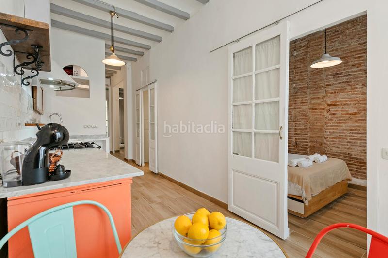 Foto 5fc474ff-4f46-43ce-8f6f-ab7d242ac0ac. Affitto appartamento con riscaldamento in Raval Barcelona