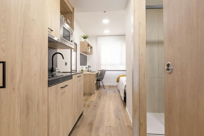 Foto 2d8d7427-aa1a-42a0-b01e-56c0eb18ab3d. Lloguer edifici a Tres Olivos-Valverde Madrid