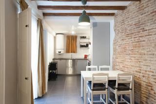 Miete Etagenwohnung  N/a. Carrer de la riera baixa, barcelona