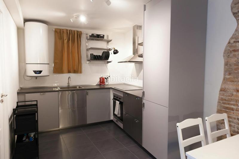 Foto 68891401-c6d2-4189-bcd0-7159beb5dda1. Miete etagenwohnung mit heizung in Raval Barcelona