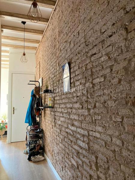 Foto 75b3697c-4a28-4f95-b227-b80efbce799a. Miete etagenwohnung mit heizung in El Camp de l´Arpa del Clot Barcelona