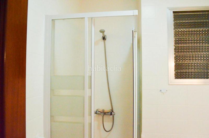 Foto bf4dec3a-5729-447d-bd52-e99068ca4404. Rent flat with heating in L´Amistat Valencia