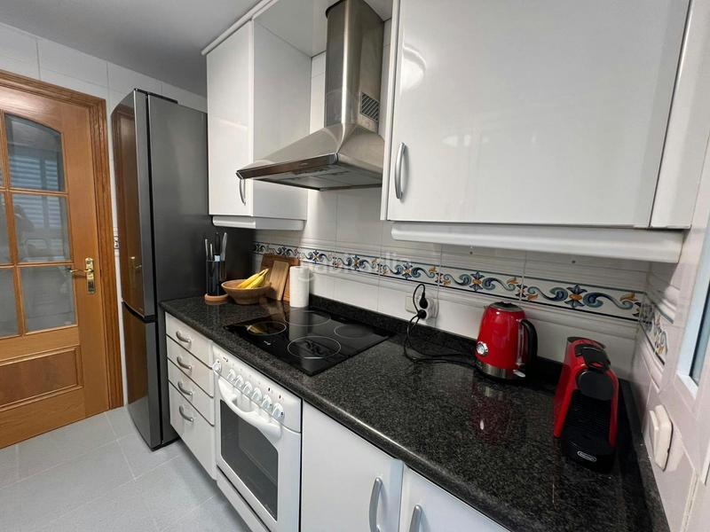 Foto fe7e4254-bb79-4328-b368-ed4d6bd6a67f. Location appartement avec chauffage parking dans Barrio Benicalap Valencia