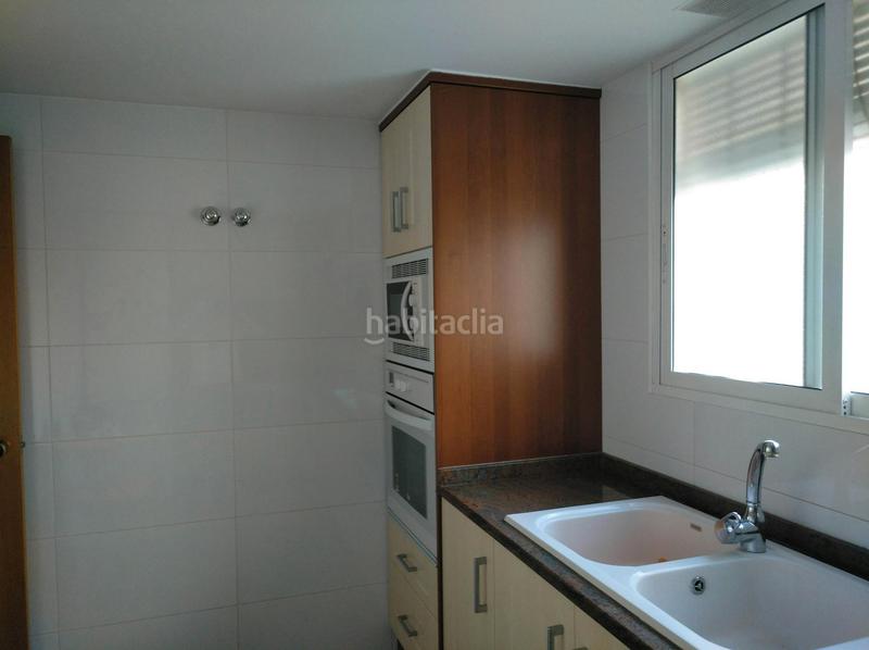 Foto e78652fa-3aef-41f2-8232-de428bfc590f. Rent flat with heating in Barrio de Benimaclet Valencia