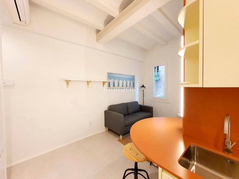 Foto d77225c3-e5c3-4f9c-b6d5-276a5e0e3ee1. Location appartement avec chauffage dans Raval Barcelona