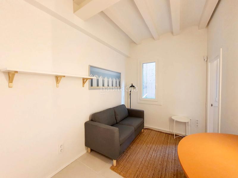 Foto 87ff686c-1120-4f55-ba17-52f626c38965. Rent flat with heating in Raval Barcelona