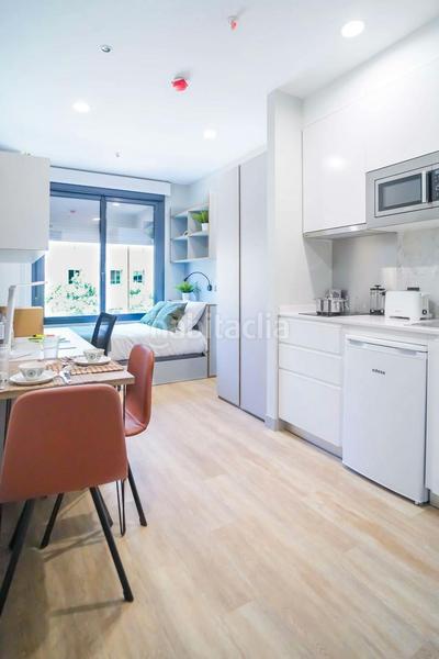 Foto b6cbdb64-23b9-478c-8681-f4a17ad62a1b. Location appartement avec chauffage dans La Buhaira Sevilla