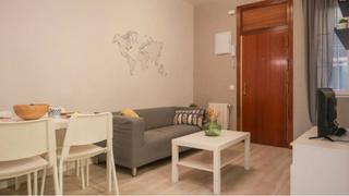 Miete Etagenwohnung  N/a. Calle de enrique trompeta, madrid