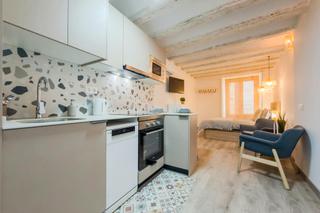 Rent Flat  N/a. Carrer den robador, barcelona
