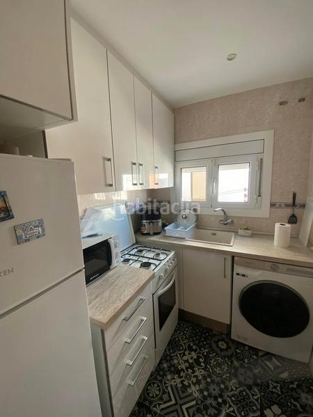 Foto 0295a842-ef3a-49c6-ba55-80801bbbdc66. Rent flat with heating in Collblanc Hospitalet de Llobregat (L´)