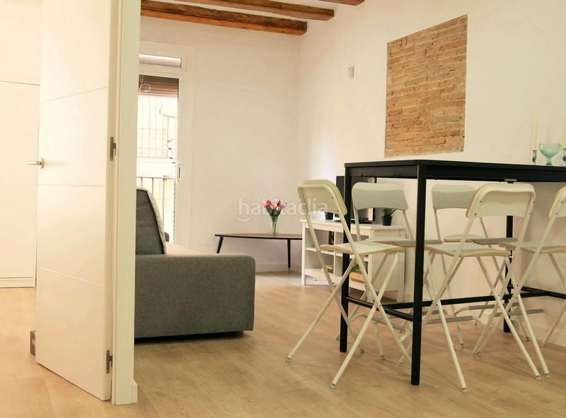 Foto b3657400-1d3a-464a-9d7a-526f3b01f608. Alquiler piso carrer de la lluna, en Raval Barcelona