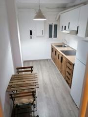 Alquiler Piso  N/a. Carrer de sant lluís, barcelona