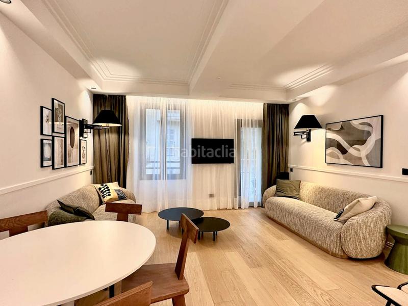 Foto fd4e6ede-c8bf-47ee-89d0-c5d28bdd0ea7. Location appartement avec chauffage parking dans L´Antiga Esquerra de l´Eixample Barcelona