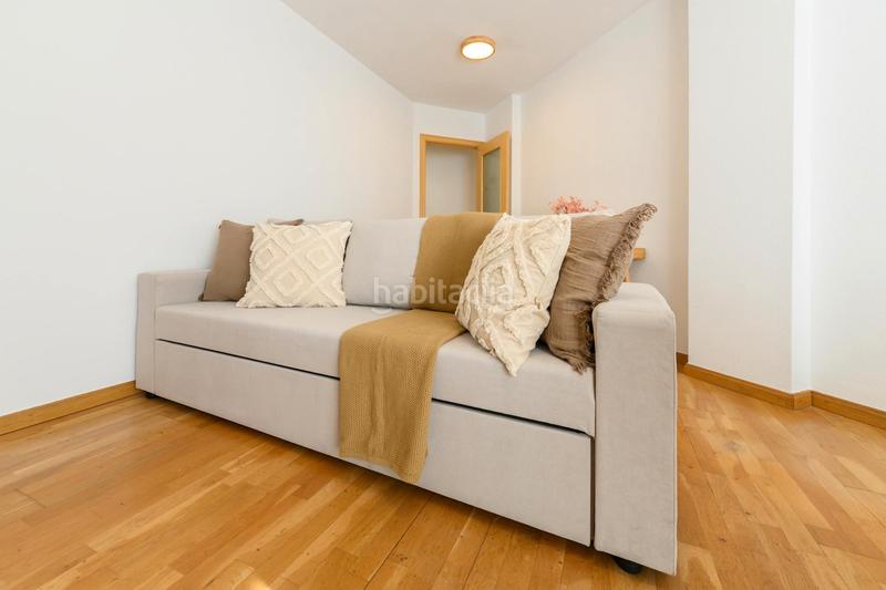 Foto 7d2154a5-3240-4b56-8b46-a11369ddc062. Miete etagenwohnung mit heizung in Orcasitas Madrid