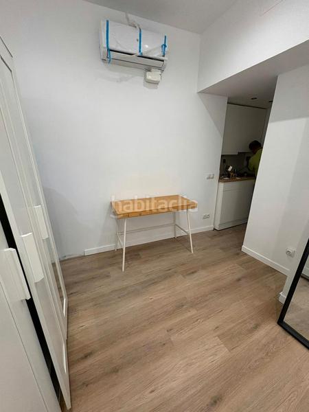 Foto 5da8642d-4568-430b-849e-eda6fce5dc57. Affitto appartamento con riscaldamento in Sants Barcelona