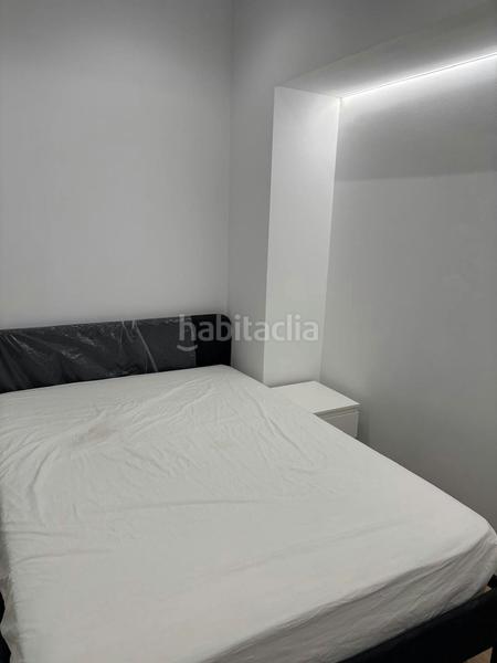 Foto b2144e8a-d296-467b-ae1f-4879d4e62564. Alquiler piso carrer de Sants, en Sants Barcelona