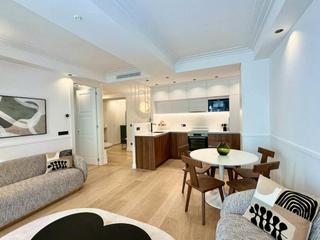 Miete Etagenwohnung  N/a. Carrer de casanova, barcelona